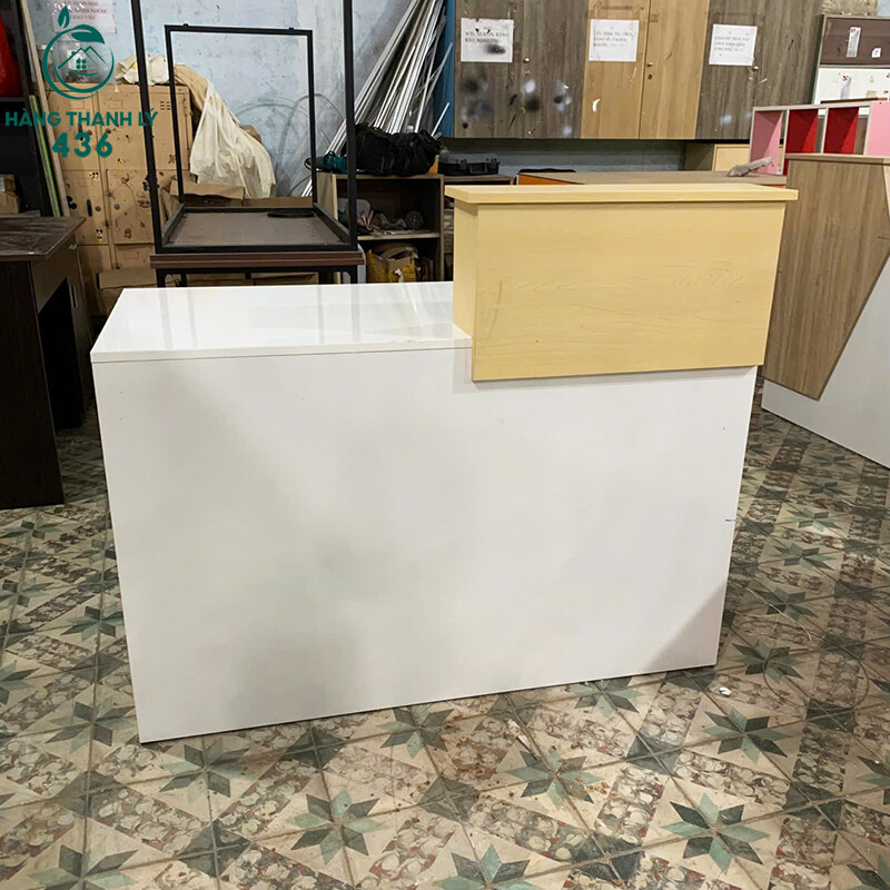 quay-thu-ngan-1m2x60cm-trang-phoi-van-go-moi-99-mau-1-4 Quầy Thu Ngân 1M2X60CM Trắng Phối Vân Gỗ Mới 99% (Nhiều Mẫu)  