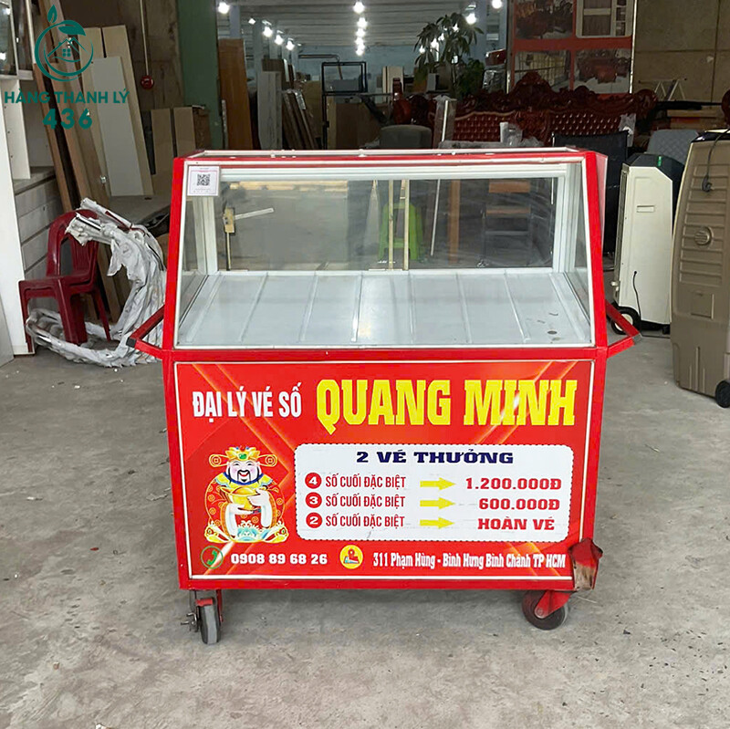 Tủ Bán Vé Số Có Bánh Xe Cũ 1M16X60CMX1M16 Mặt Kính tu-ban-ve-so-co-banh-xe-cu-de-di-chuyen-nhieu-vi-tri-3 Tủ Bán Vé Số Có Bánh Xe Cũ 1M16X60CMX1M16 Mặt Kính