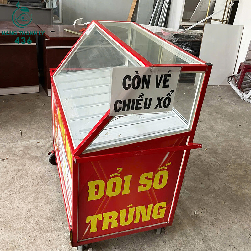 Tủ Bán Vé Số Có Bánh Xe Cũ 1M16X60CMX1M16 Mặt Kính tu-ban-ve-so-co-banh-xe-cu-de-di-chuyen-nhieu-vi-tri-5 Tủ Bán Vé Số Có Bánh Xe Cũ 1M16X60CMX1M16 Mặt Kính