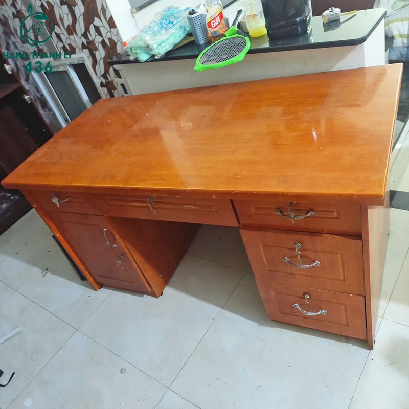 Bàn Giám Đốc Cũ 1M4X70CMX75CM Nhiều Ngăn Chứa Đồ ban-giam-doc-cu-1m4x70cmx75cm-nhieu-ngan-chua-do-2 Bàn Giám Đốc Cũ 1M4X70CMX75CM Nhiều Ngăn Chứa Đồ