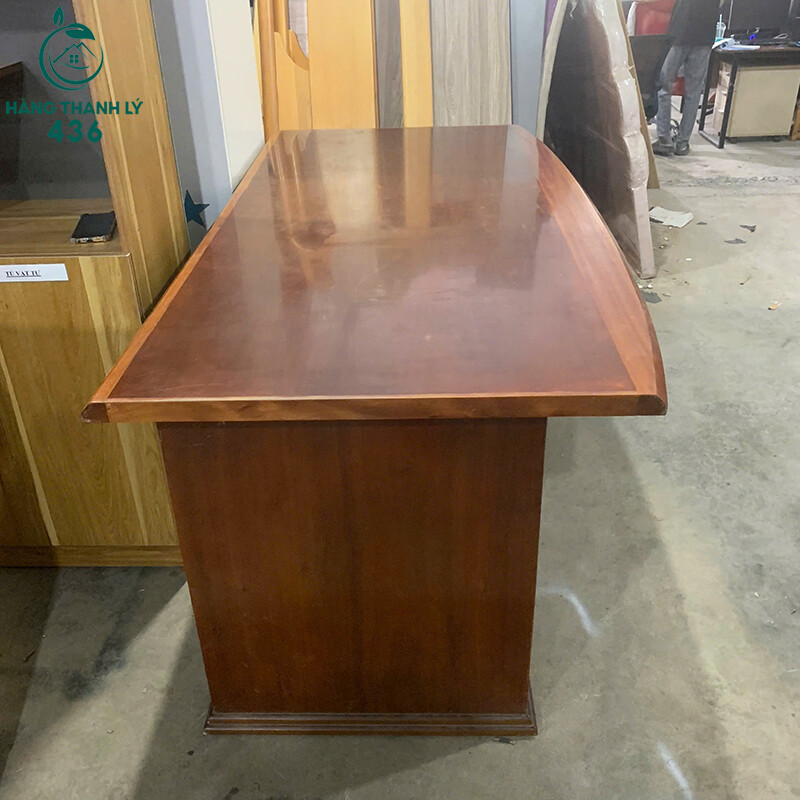 Bàn Giám Đốc Cũ 1M8X90CM Thiết Kế Rộng Rãi ban-giam-doc-cu-1m8x90cm-thiet-ke-rong-rai-3 Bàn Giám Đốc Cũ 1M8X90CM Thiết Kế Rộng Rãi