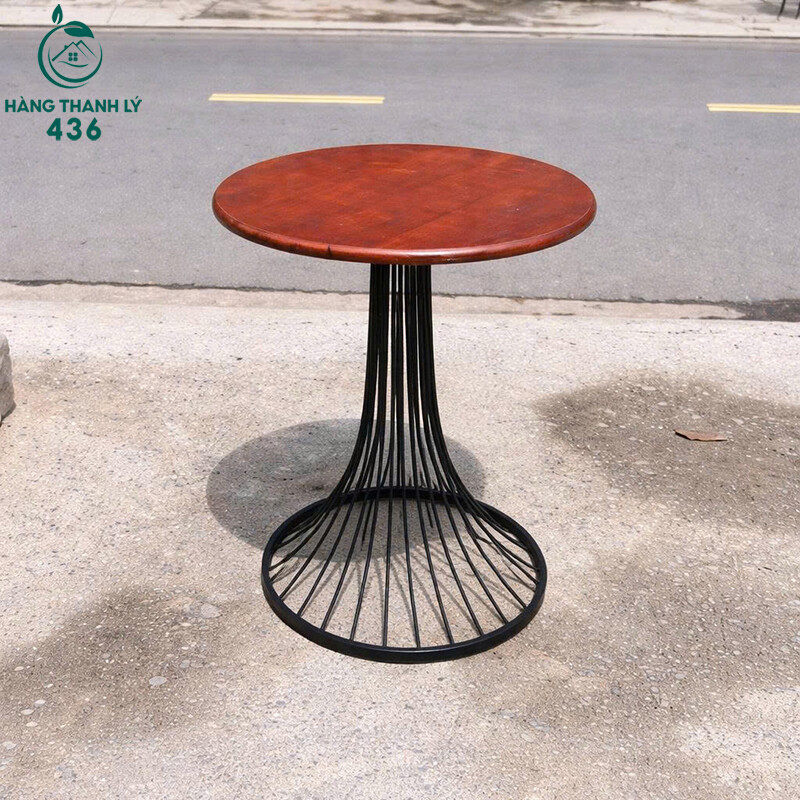 Bàn Tròn Cafe Mặt Gỗ Nâu Chân Sắt Mới 99% ban-tron-cafe-mat-go-nau-chan-sat-moi-99 Bàn Tròn Cafe Mặt Gỗ Nâu Chân Sắt Mới 99%