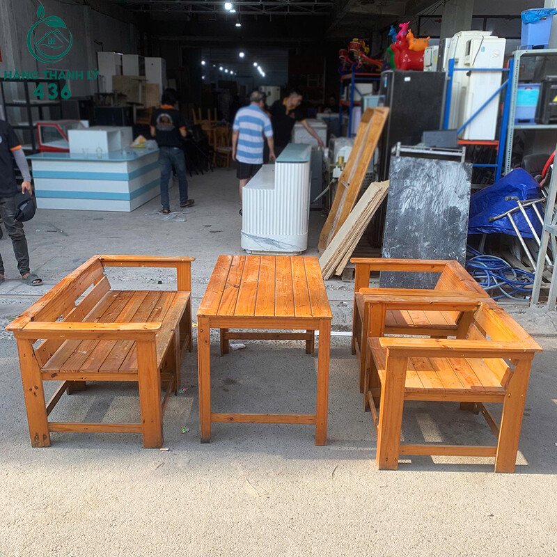 Bộ Bàn Ghế Cafe Cũ Hỗ Trợ Ngồi Nhóm Thoải Mái bo-ban-ghe-cafe-cu-ho-tro-ngoi-nhom-thoai-mai-1 Bộ Bàn Ghế Cafe Cũ Hỗ Trợ Ngồi Nhóm Thoải Mái