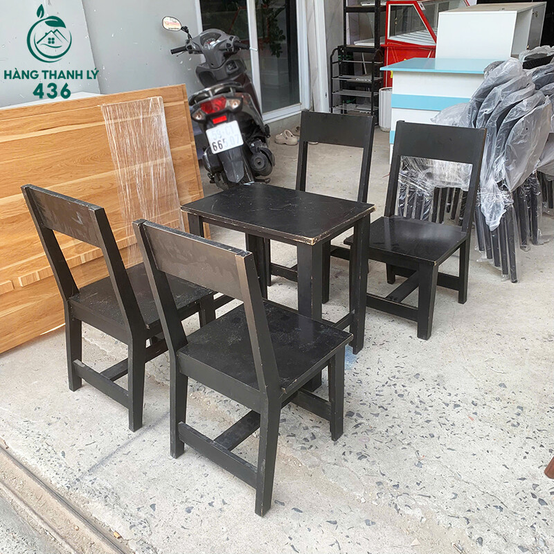 Bộ Bàn Ghế Cũ Cho Quán Cafe Màu Đen bo-ban-ghe-cu-cho-quan-cafe-mau-den-1 Bộ Bàn Ghế Cũ Cho Quán Cafe Màu Đen