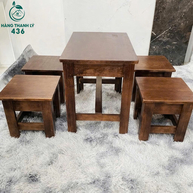 Bộ Bàn Ghế Gỗ Cafe Vân Gỗ Nâu Mới 99% bo-ban-ghe-go-cafe-van-go-nau-moi-99 Bộ Bàn Ghế Gỗ Cafe Vân Gỗ Nâu Mới 99%