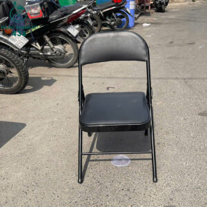 ghe-xep-boc-nem-cu-mau-den-khung-sat-chac-chan-3-300x300 Mua Bán Bàn Ghế Cũ, Nội Thất Cũ Tại TPHCM  