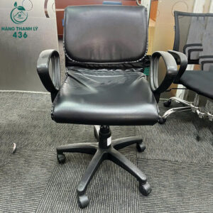 ghe-xoay-cu-thiet-ke-lung-thap-boc-da-300x300 Mua Bán Bàn Ghế Cũ, Nội Thất Cũ Tại TPHCM  
