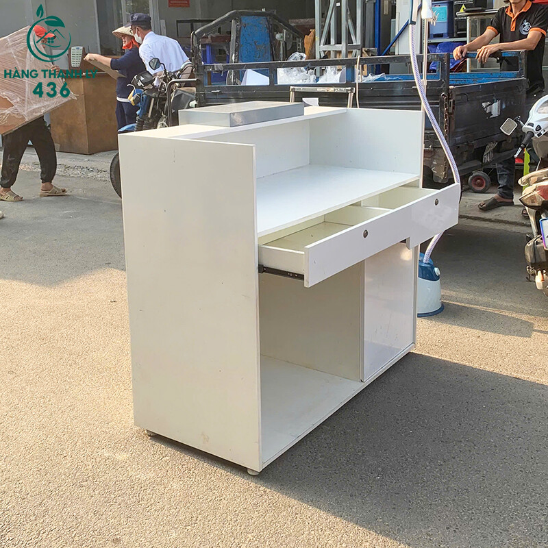 Quầy Lễ Tân Cũ 1M2X60CM Thiết Kế Sang Trọng Có Hộc quay-le-tan-cu-1m2x60cm-thiet-ke-sang-trong-co-hoc-5 Quầy Lễ Tân Cũ 1M2X60CM Thiết Kế Sang Trọng Có Hộc