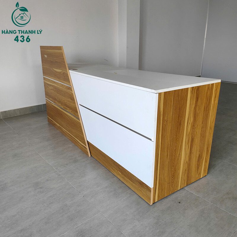 Quầy Lễ Tân Cũ 2MX1MX60CM Thiết Kế Phân Tầng Đa Năng quay-le-tan-cu-2mx1mx60cm-thiet-ke-phan-tang-da-nang-3 Quầy Lễ Tân Cũ 2MX1MX60CM Thiết Kế Phân Tầng Đa Năng