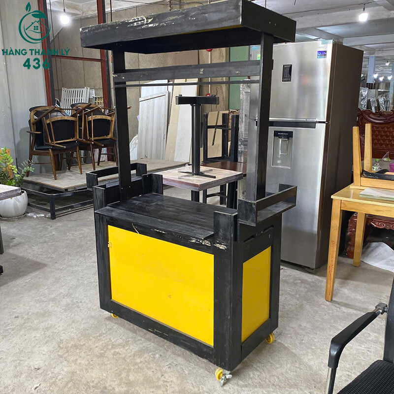 Xe Bán Hàng Cũ 1M8X1M2X77CM Vân Gỗ Đen Phối Vàng xe-ban-hang-cu-1m8x1m2x77cm-van-go-den-phoi-vang-2 Xe Bán Hàng Cũ 1M8X1M2X77CM Vân Gỗ Đen Phối Vàng