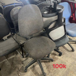 z7711450566045_d6970243b84aa77a8f9830f8b0f32cb3-300x300 [XẢ KHO] Tổng Xả Kho Ghế Văn Phòng Cũ 50k – 200k  