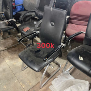 z7711450676949_3e4d786855547ad45abd1a72643c31a0-300x300 [XẢ KHO] Tổng Xả Kho Ghế Văn Phòng Cũ 50k – 200k  