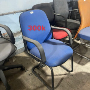z7711450731704_0fcc6fad18105ab38e084e79abede3e8-300x300 [XẢ KHO] Tổng Xả Kho Ghế Văn Phòng Cũ 50k – 200k  