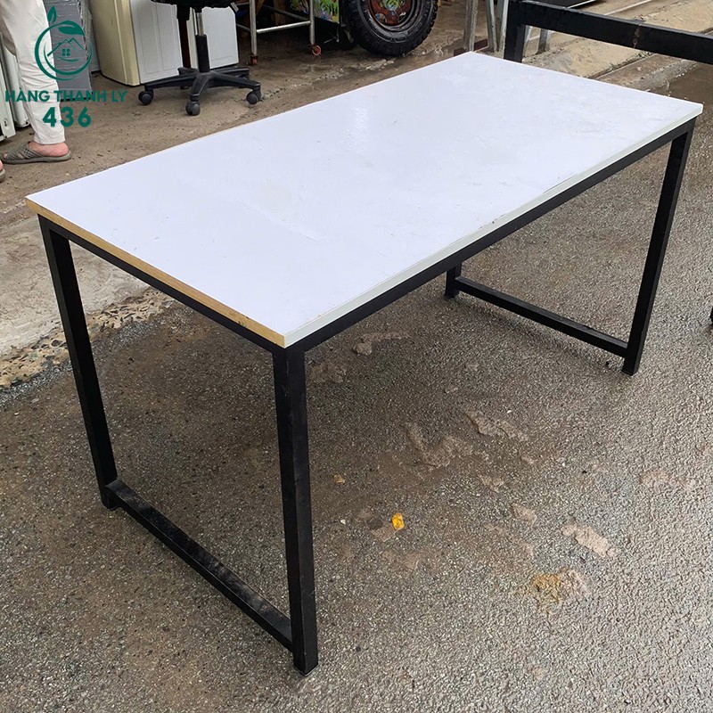 Bàn Làm Việc Cũ 1M2X60CM Chân Sắt Chữ U Mặt Trắng ban-lam-viec-cu-1m2x60cm-khung-sat-chu-u-mat-trang-5 Bàn Làm Việc Cũ 1M2X60CM Chân Sắt Chữ U Mặt Trắng