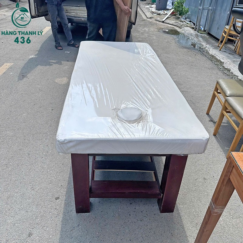 Giường Massage Gỗ Cũ Bọc Nệm Trắng Chắc Chắn giuong-massage-go-cu-boc-nem-trang-chac-chan-1-1 Giường Massage Gỗ Cũ Bọc Nệm Trắng Chắc Chắn
