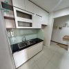Tủ Bếp Cũ Màu Trắng Kính Ốp Bếp Sang Trọng