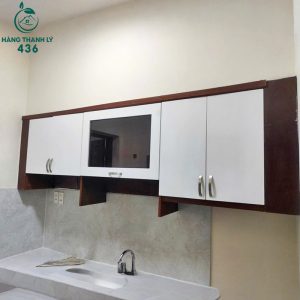 Tủ Bếp Treo Tường Cũ Thiết Kế Nhiều Ngăn Đựng Đồ