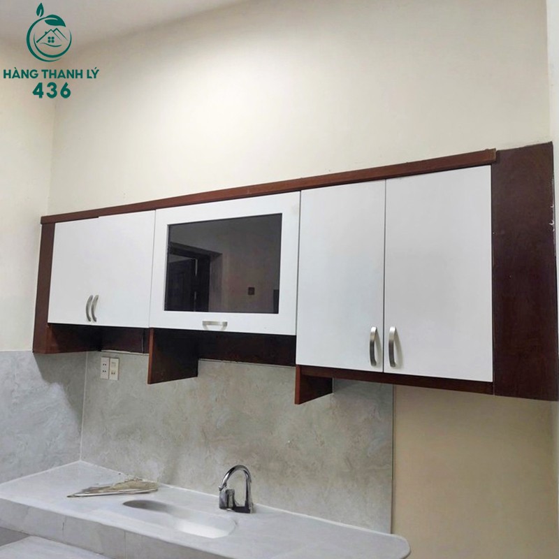 Tủ Bếp Treo Tường Cũ Thiết Kế Nhiều Ngăn Đựng Đồ tu-bep-treo-tuong-cu-thiet-ke-nhieu-ngan-dung-do-1 Tủ Bếp Treo Tường Cũ Thiết Kế Nhiều Ngăn Đựng Đồ