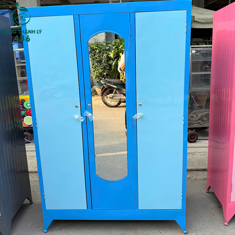 tu-quan-ao-sat-3-canh-1m2x1m8-co-guong-nhieu-mau-moi-99-10 Mua Bán Bàn Ghế Cũ, Nội Thất Cũ Tại TPHCM  