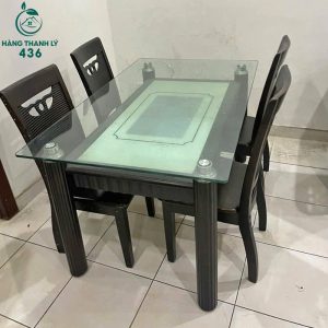 ban-an-cu-mat-kinh-4-ghe-go-mau-den-300x300 Mua Bán Bàn Ghế Cũ, Nội Thất Cũ Tại TPHCM  