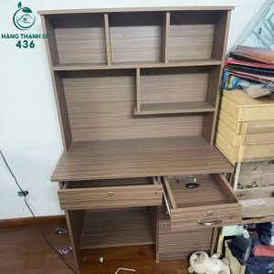 ban-hoc-sinh-go-cu-be-mat-van-nau-300x300 Mua Bán Bàn Ghế Cũ, Nội Thất Cũ Tại TPHCM  