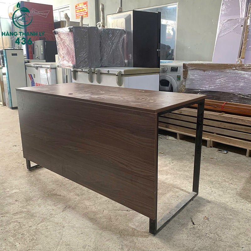 Bàn Làm Việc Cũ 1M4X60CM Mặt Gỗ Nâu Chân Sắt (Nhiều Mẫu) ban-lam-viec-cu-1m4x60cm-mat-go-nau-chan-sat-3 Bàn Làm Việc Cũ 1M4X60CM Mặt Gỗ Nâu Chân Sắt (Nhiều Mẫu)