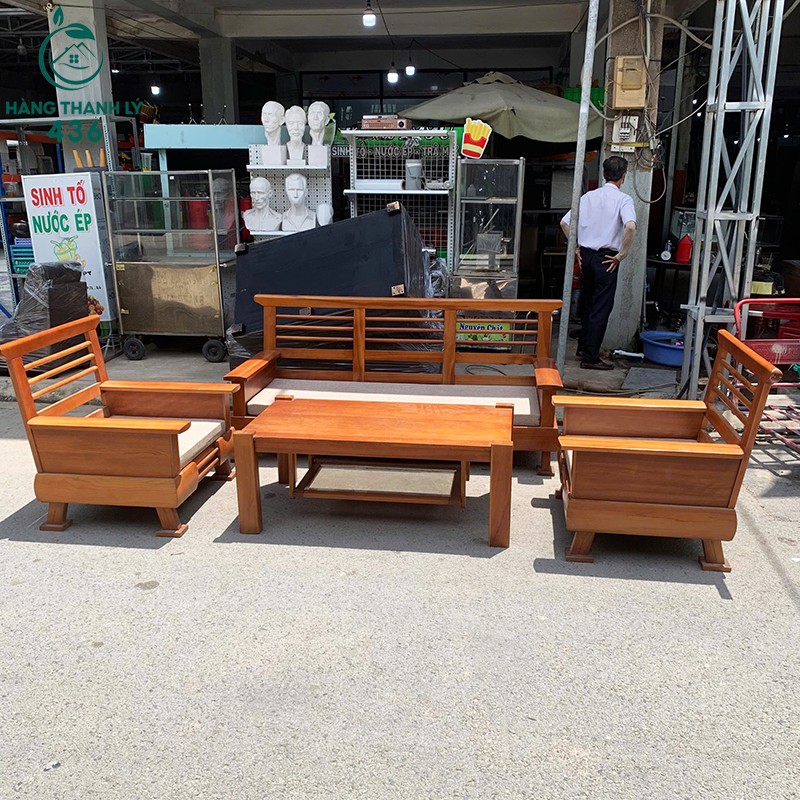 Bộ Bàn Ghế Gỗ Cũ Có Ghế Băng Và Hai Ghế Đơn bo-ban-ghe-go-cu-co-ghe-bang-va-hai-ghe-don-1 Bộ Bàn Ghế Gỗ Cũ Có Ghế Băng Và Hai Ghế Đơn