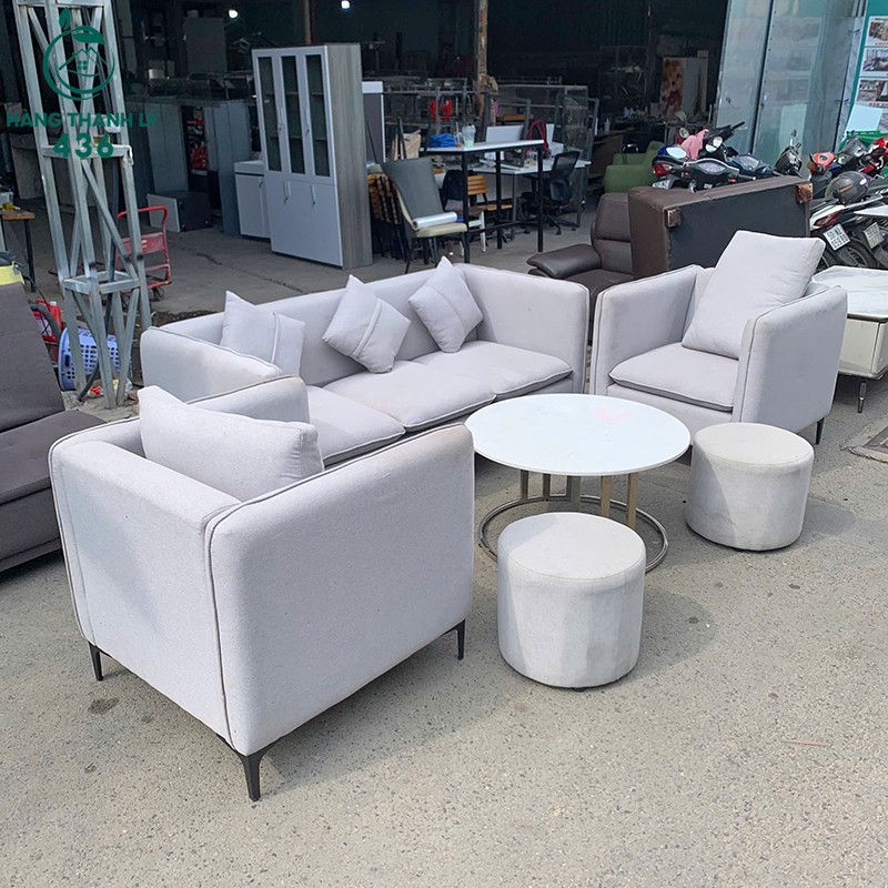 Bộ Sofa Cũ Giúp Phòng Khách Có Chỗ Ngồi Rộng Hơn bo-sofa-cu-giup-phong-khach-co-cho-ngoi-rong-hon-1 Bộ Sofa Cũ Giúp Phòng Khách Có Chỗ Ngồi Rộng Hơn