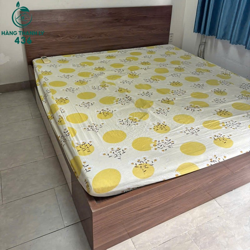 Giường Gỗ Cũ 1M8 Vân Gỗ Nâu Tích Hợp Hộc Kéo Màu Trắng giuong-go-cu-1m8-van-go-nau-tich-hop-hoc-keo-da-nang-mau-trang-2 Giường Gỗ Cũ 1M8 Vân Gỗ Nâu Tích Hợp Hộc Kéo Màu Trắng