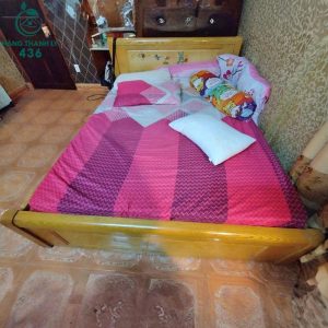 giuong-go-tu-nhien-cu-mau-vang-sang-de-phoi-noi-that-300x300 Mua Bán Bàn Ghế Cũ, Nội Thất Cũ Tại TPHCM  