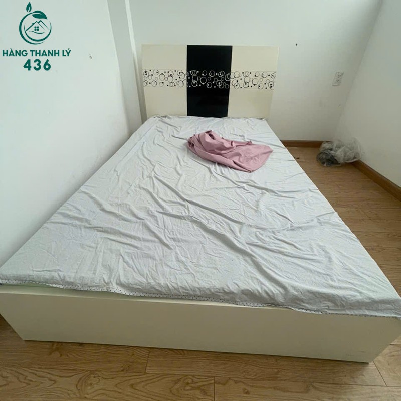 Giường Ngủ Gỗ Cũ Thiết Kế Phản Phẳng Chắc Chắn giuong-ngu-go-cu-thiet-ke-phan-phang-chac-chan Giường Ngủ Gỗ Cũ Thiết Kế Phản Phẳng Chắc Chắn