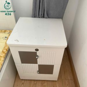 tu-dau-giuong-cu-go-cu-mau-trang-2-300x300 Mua Bán Bàn Ghế Cũ, Nội Thất Cũ Tại TPHCM  