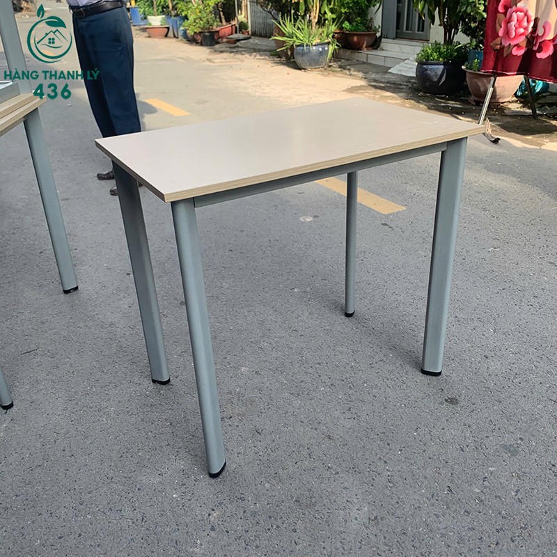 Bàn Làm Việc Cũ 80CMX50CM Mặt Gỗ Chân Sắt Nhỏ Gọn tu-ho-so-cu-chat-lieu-nhua-nhe-de-ve-sinh-2 Bàn Làm Việc Cũ 80CMX50CM Mặt Gỗ Chân Sắt Nhỏ Gọn