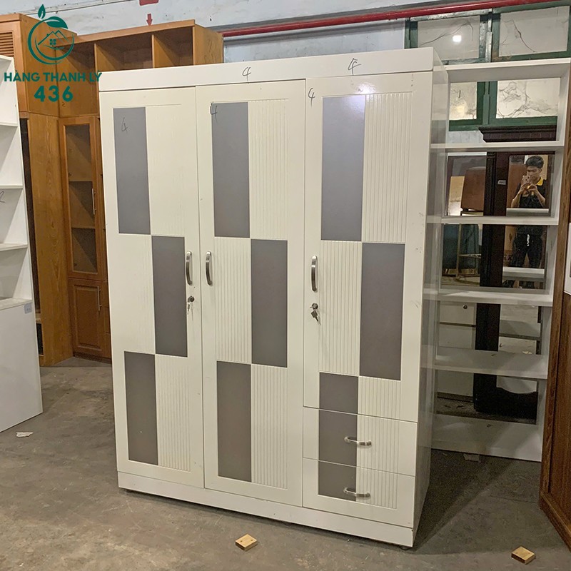 Tủ Quần Áo Gỗ Cũ 1M4X1M96 Màu Trắng Xám tu-quan-ao-go-cu-1m4x1m96-mau-trang-xam-2 Tủ Quần Áo Gỗ Cũ 1M4X1M96 Màu Trắng Xám