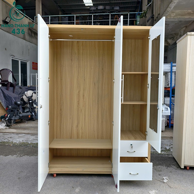 tu-quan-ao-go-tu-1m4x2mx55cm-3-canh-trang-kem-2-hoc-keo-nhieu-mau-4 Tủ Quần Áo Gỗ 1M4X2MX55CM 3 Cánh Trắng Kèm 2 Hộc Kéo Mới 99% (Nhiều Mẫu)  