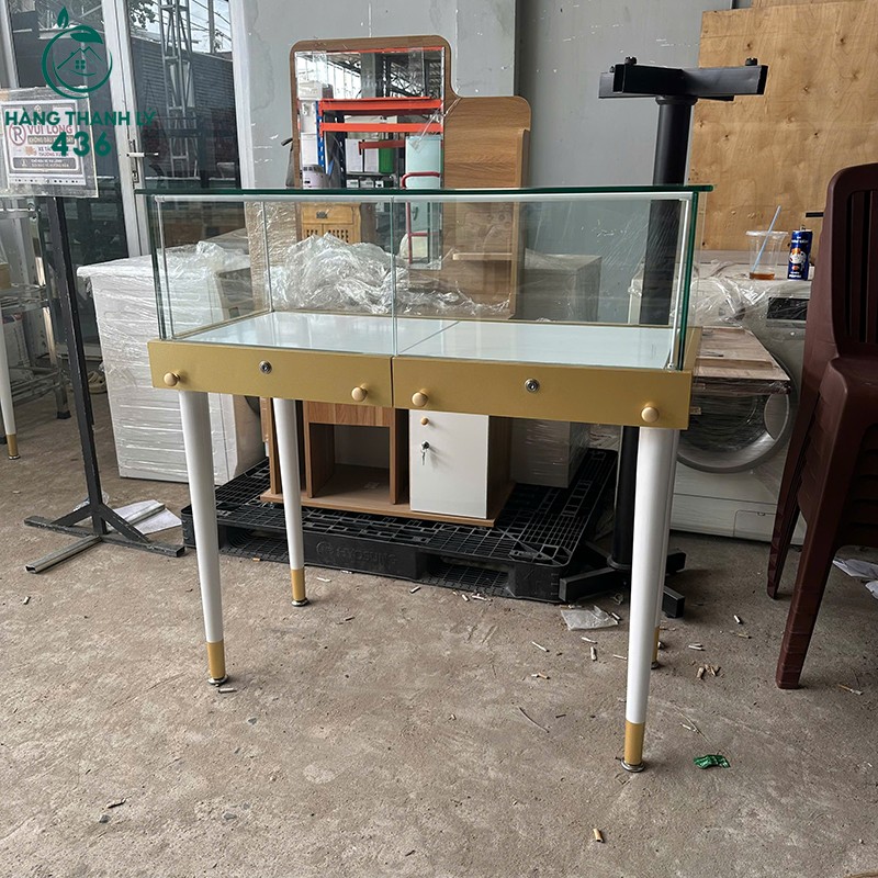 1m1-1 Quầy Kính Cũ 1M1 Trưng Bày Mỹ Phẩm Và Phụ Kiện (Nhiều Mẫu)  