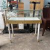 Quầy Kính Cũ 1M1 Trưng Bày Mỹ Phẩm Và Phụ Kiện (Nhiều Mẫu)