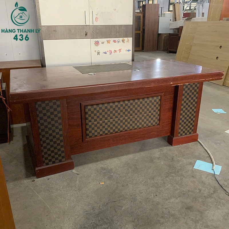 Bàn Giám Đốc Cũ Gỗ 1M8 Màu Nâu ban-giam-doc-cu-go-1m8-mau-nau-1 Bàn Giám Đốc Cũ Gỗ 1M8 Màu Nâu