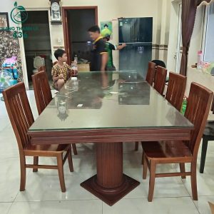 bo-ban-an-cu-8-ghe-go-mat-kinh-1-300x300 Mua Bán Bàn Ghế Cũ, Nội Thất Cũ Tại TPHCM  