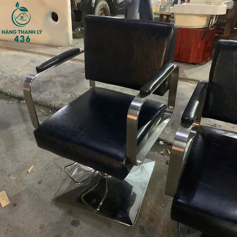 Ghế Cắt Tóc Cũ Bọc Da Phù Hợp Salon Và Barber Shop ghe-cat-toc-cu-boc-da-phu-hop-salon-va-barber-shop-4 Ghế Cắt Tóc Cũ Bọc Da Phù Hợp Salon Và Barber Shop