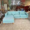 Ghế Sofa Chữ L Cũ Kèm Gối Tựa Êm Ái