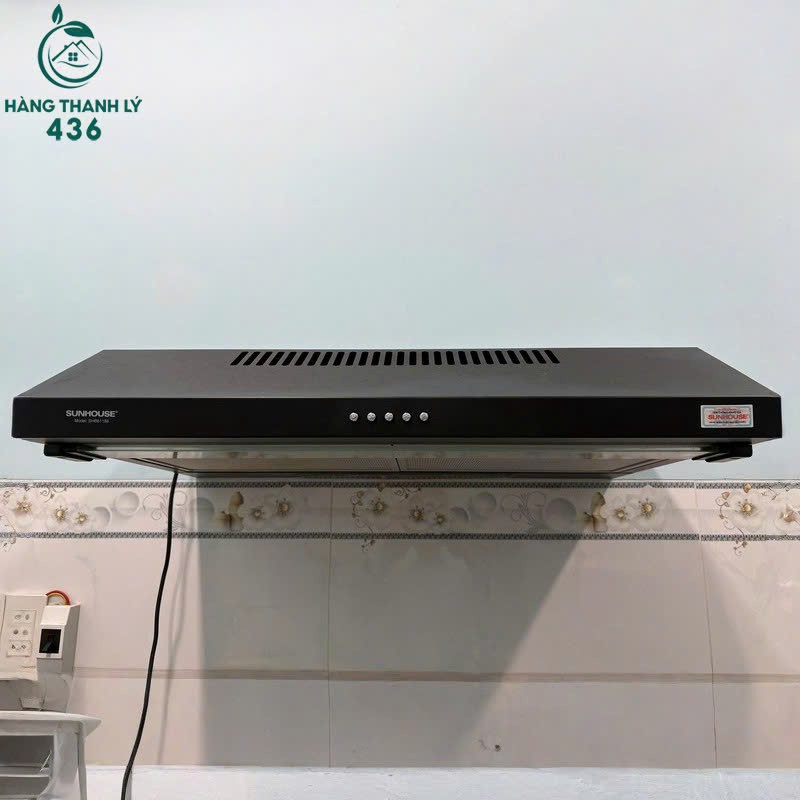 Máy Hút Mùi Cũ Sunhouse Gắn Tường may-hut-mui-cu-giup-khong-gian-bep-thong-thoang-1 Máy Hút Mùi Cũ Sunhouse Gắn Tường