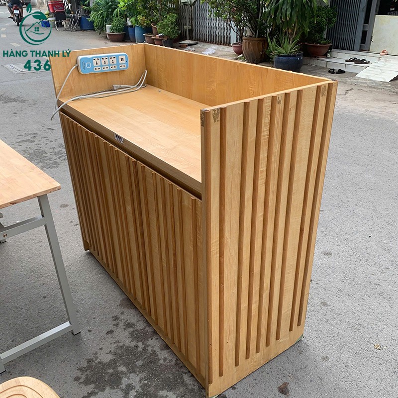 Quầy Cũ 1M2 Mặt Nan Gỗ Tạo Điểm Nhấn quay-cu-1m2-mat-nan-go-tao-diem-nhan-1 Quầy Cũ 1M2 Mặt Nan Gỗ Tạo Điểm Nhấn