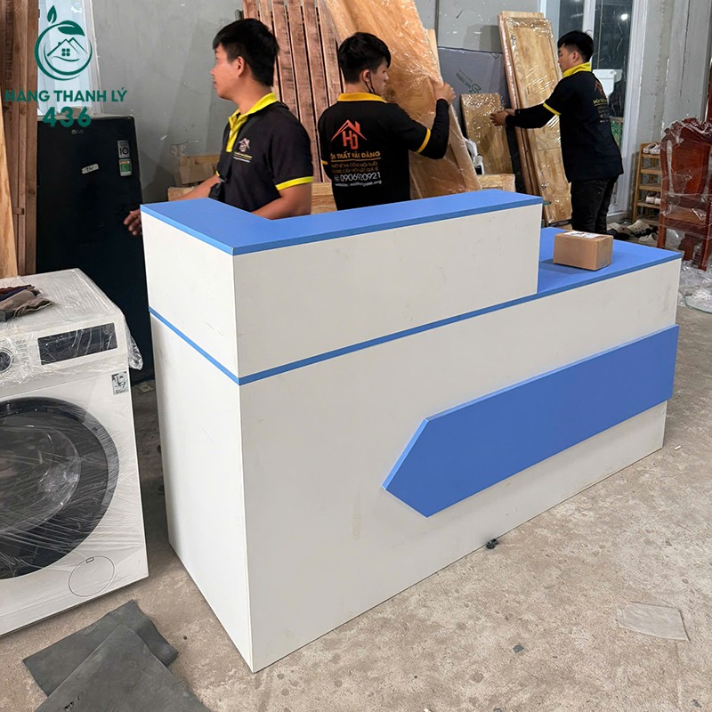 Quầy Tiếp Tân Gỗ Cũ 1M8 Phối Trắng Xanh quay-tiep-tan-go-cu-1m8-phoi-trang-xanh-2 Quầy Tiếp Tân Gỗ Cũ 1M8 Phối Trắng Xanh