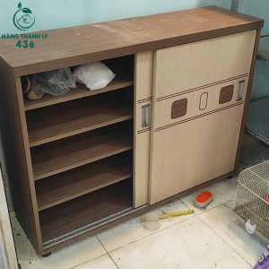 tu-giay-dep-cu-thiet-ke-cua-lua-phoi-hai-mau-van-go-300x300 Mua Bán Bàn Ghế Cũ, Nội Thất Cũ Tại TPHCM  