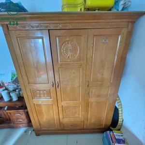 tu-quan-ao-cu-1m6-3-canh-co-hoc-tu-300x300 Mua Bán Bàn Ghế Cũ, Nội Thất Cũ Tại TPHCM  