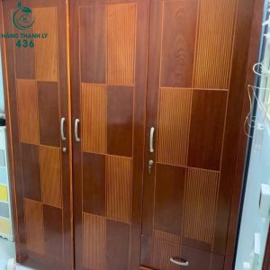tu-quan-ao-cu-3-canh-van-go-nau-300x300 Mua Bán Bàn Ghế Cũ, Nội Thất Cũ Tại TPHCM  