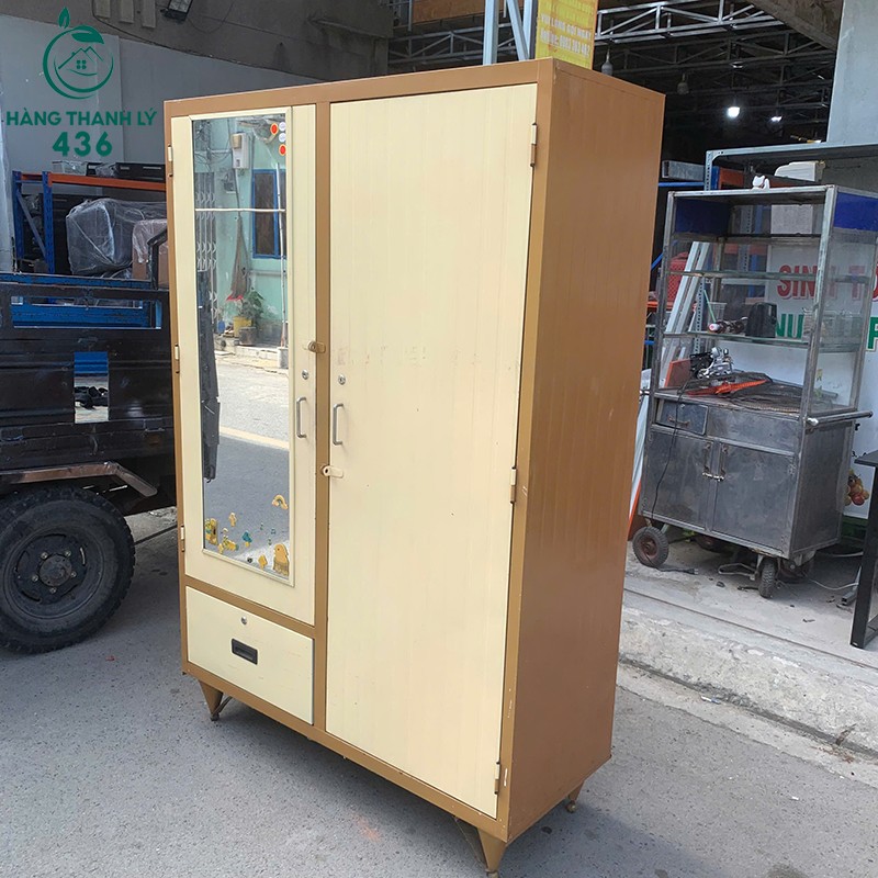 Tủ Quần Áo Cũ Khung Sắt Phối Màu Kem Nâu tu-quan-ao-cu-khung-sat-phoi-mau-kem-nau-4 Tủ Quần Áo Cũ Khung Sắt Phối Màu Kem Nâu