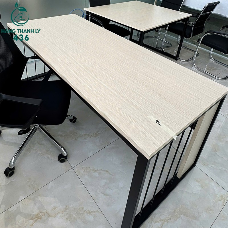 Bàn Làm Việc Cũ Có Yếm Bàn Kín Đáo 1M8 ban-lam-viec-cu-co-yem-ban-kin-dao-1m8-3 Bàn Làm Việc Cũ Có Yếm Bàn Kín Đáo 1M8