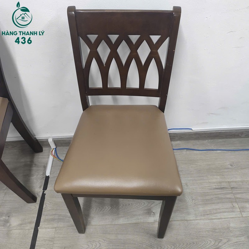 Ghế Ăn Bọc Da Cũ Khung Gỗ Chắc Chắn ghe-an-boc-da-cu-khung-go-chac-chan Ghế Ăn Bọc Da Cũ Khung Gỗ Chắc Chắn